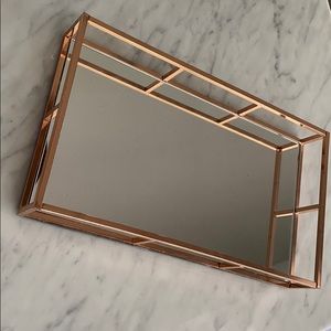 8” x 14” mirror tray